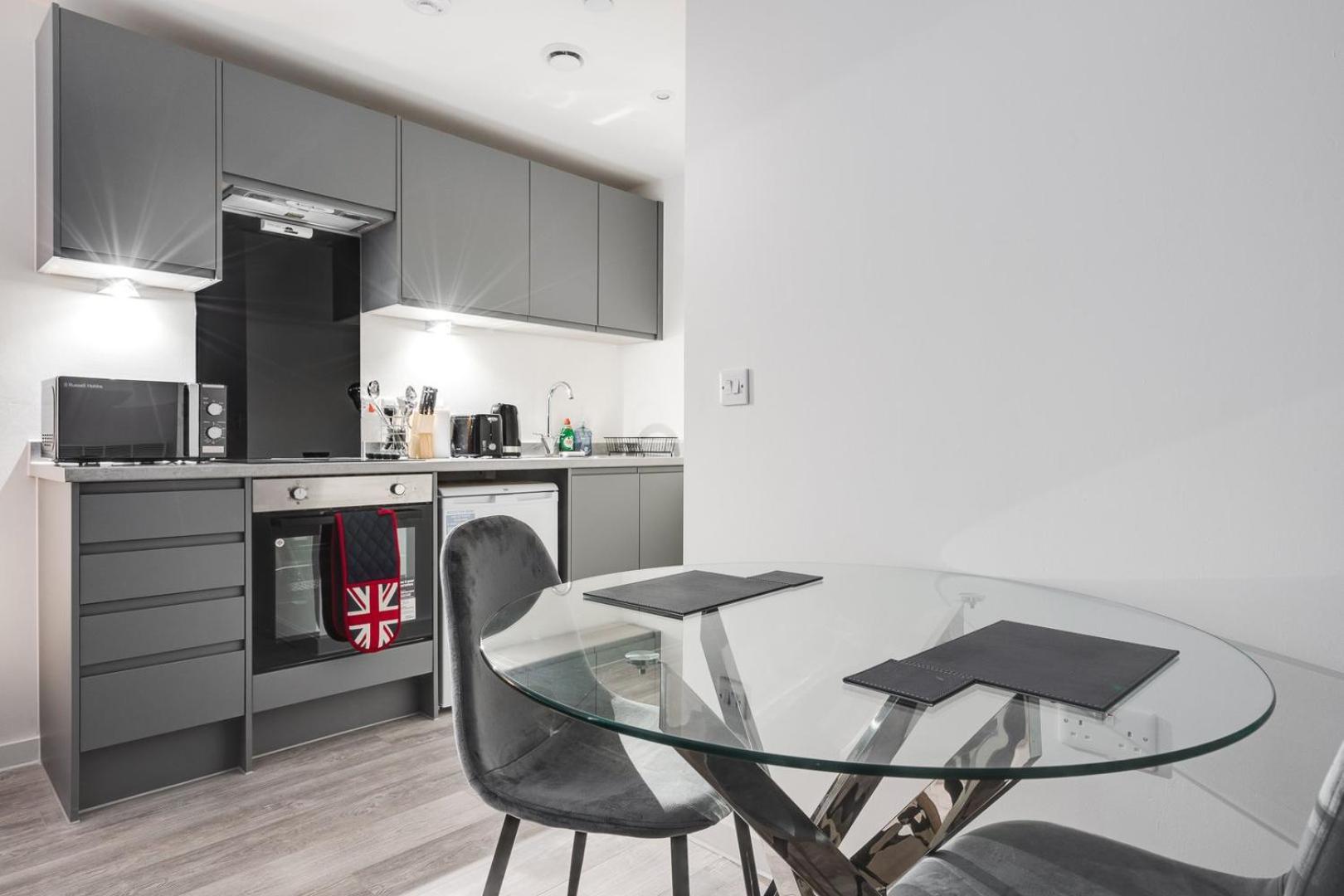 Guestready - Urban Refuge In Vauxhall, No Wifi Liverpool Exterior foto